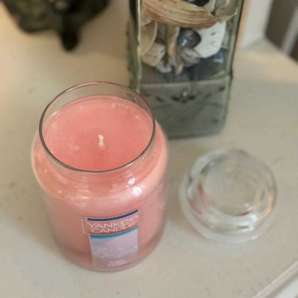 Yankee Candle Pink Sands 22oz Glass Jar with Lid - Picture 2 of 5
